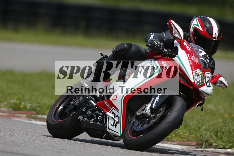 /Archiv-2024/29 12.06.2024 MOTO.CH Track Day ADR/Gruppe gelb/77